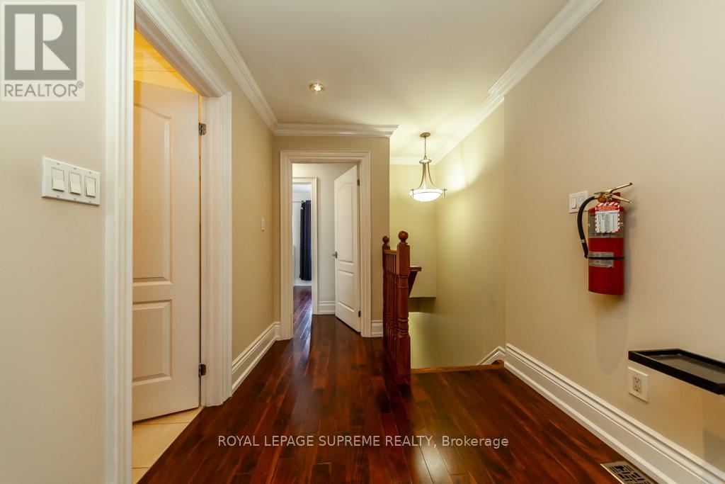 529 Rogers Road, Toronto, ON - Indoor Photo Showing Other Room