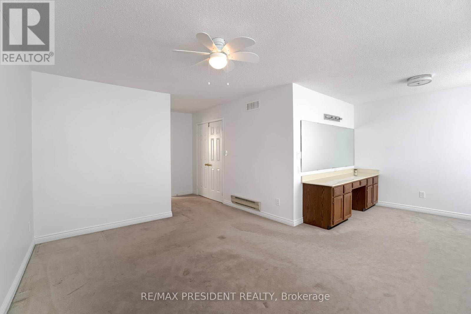 2 White Cliffe Drive, Clarington, ON - Photo Showing Other Room