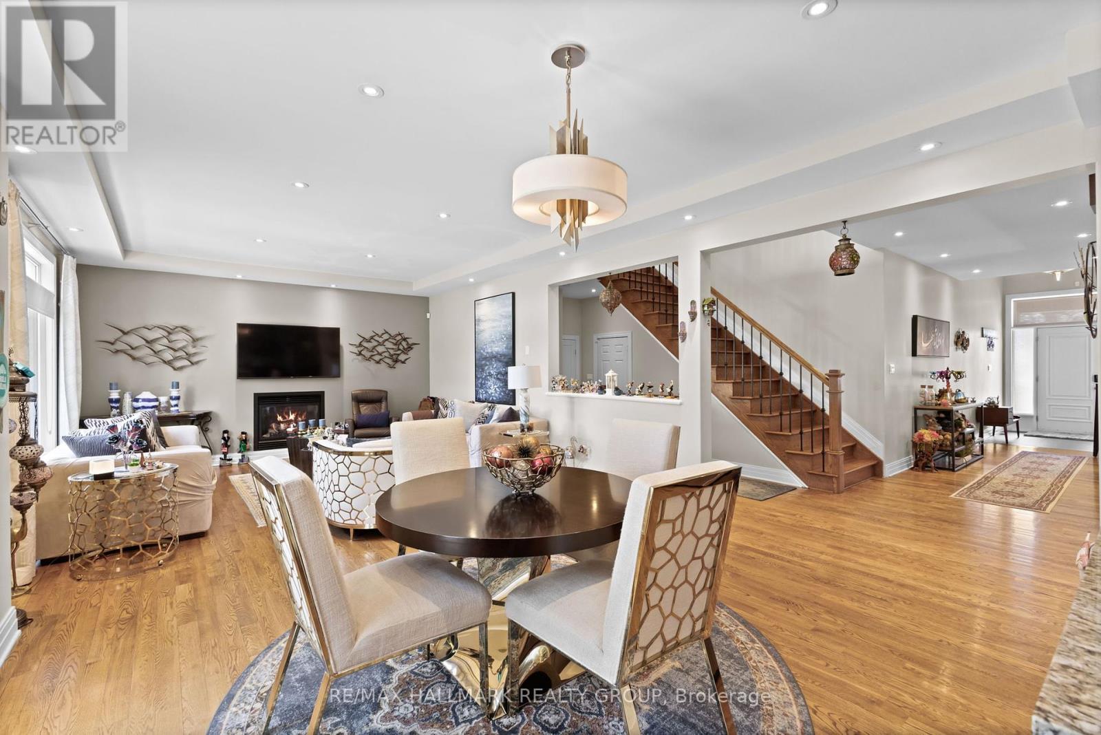 2266 Prospect Avenue, Ottawa, ON - Indoor Photo Showing Dining Room With Fireplace