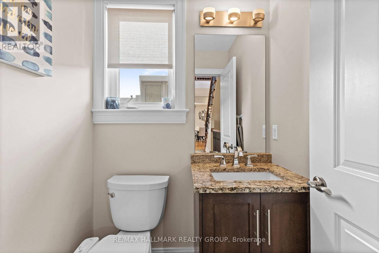2266 Prospect Avenue, Ottawa, ON - Indoor Photo Showing Bathroom