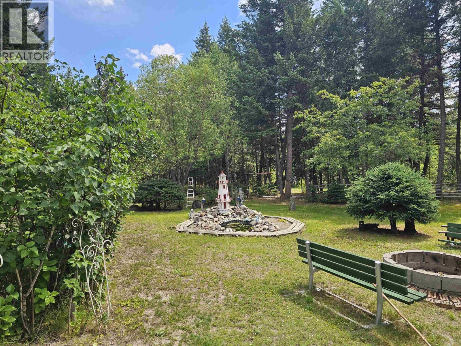 3024 Keldon Road, Lac La Hache, BC - Outdoor