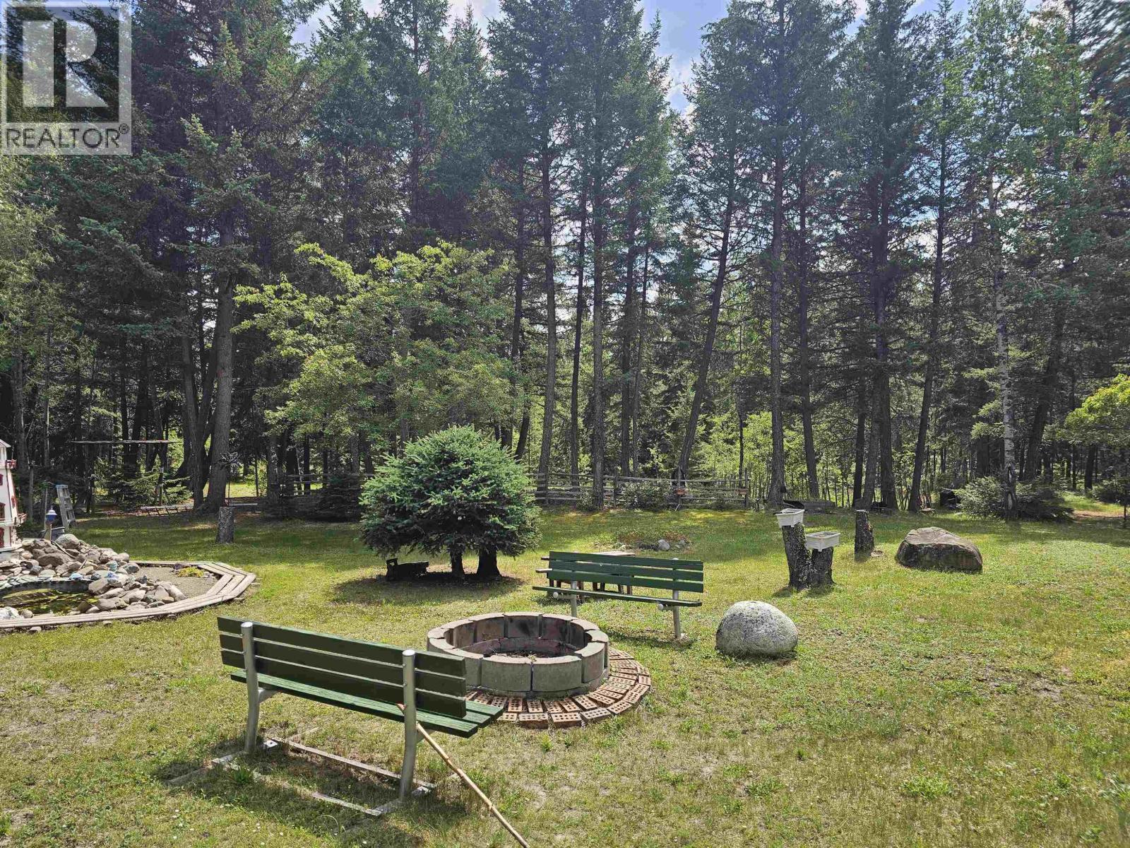 3024 Keldon Road, Lac La Hache, BC - Outdoor