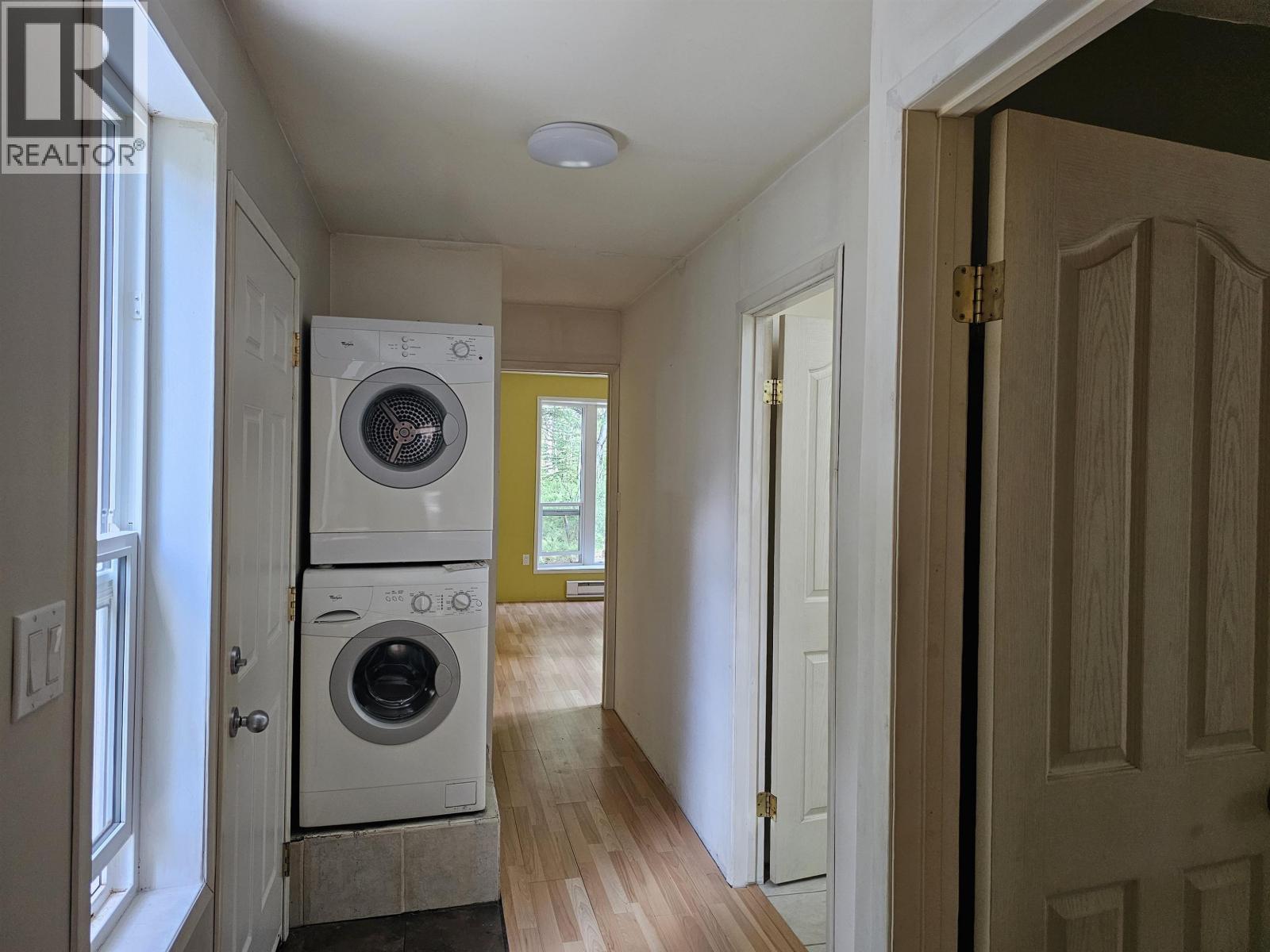 3024 Keldon Road, Lac La Hache, BC - Indoor Photo Showing Laundry Room