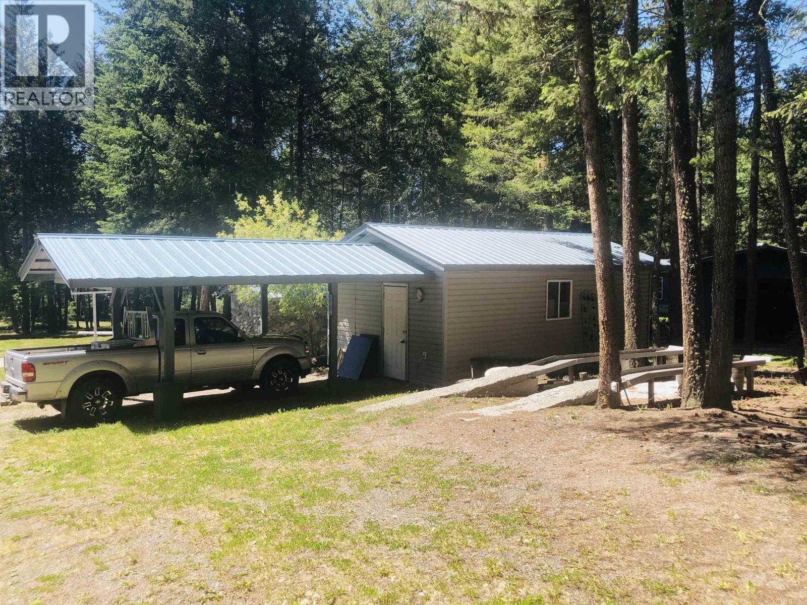 3024 Keldon Road, Lac La Hache, BC - Outdoor