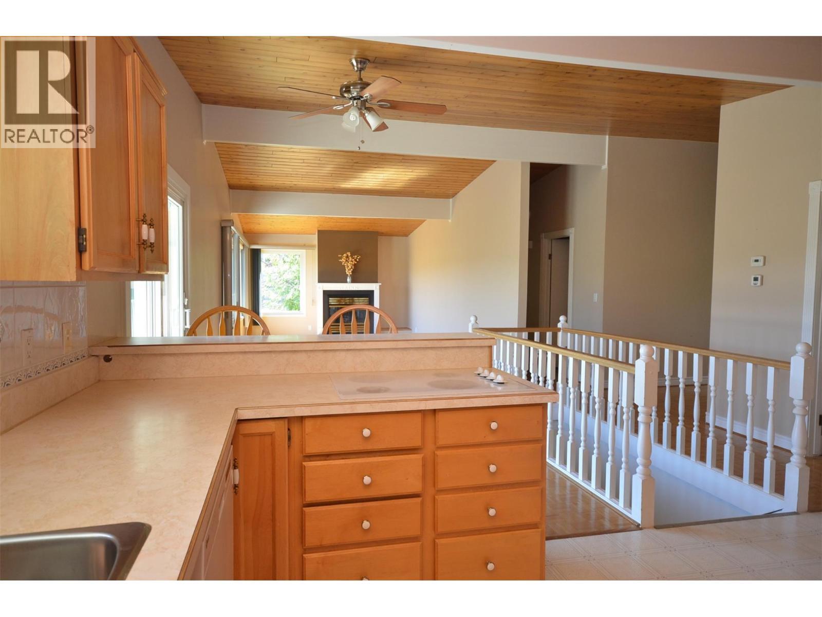 Open Plan living area - 6609 Southwind Road, Vernon, BC - Indoor Photo Showing Kitchen