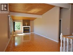 Gleaming Oak parquet flooring -