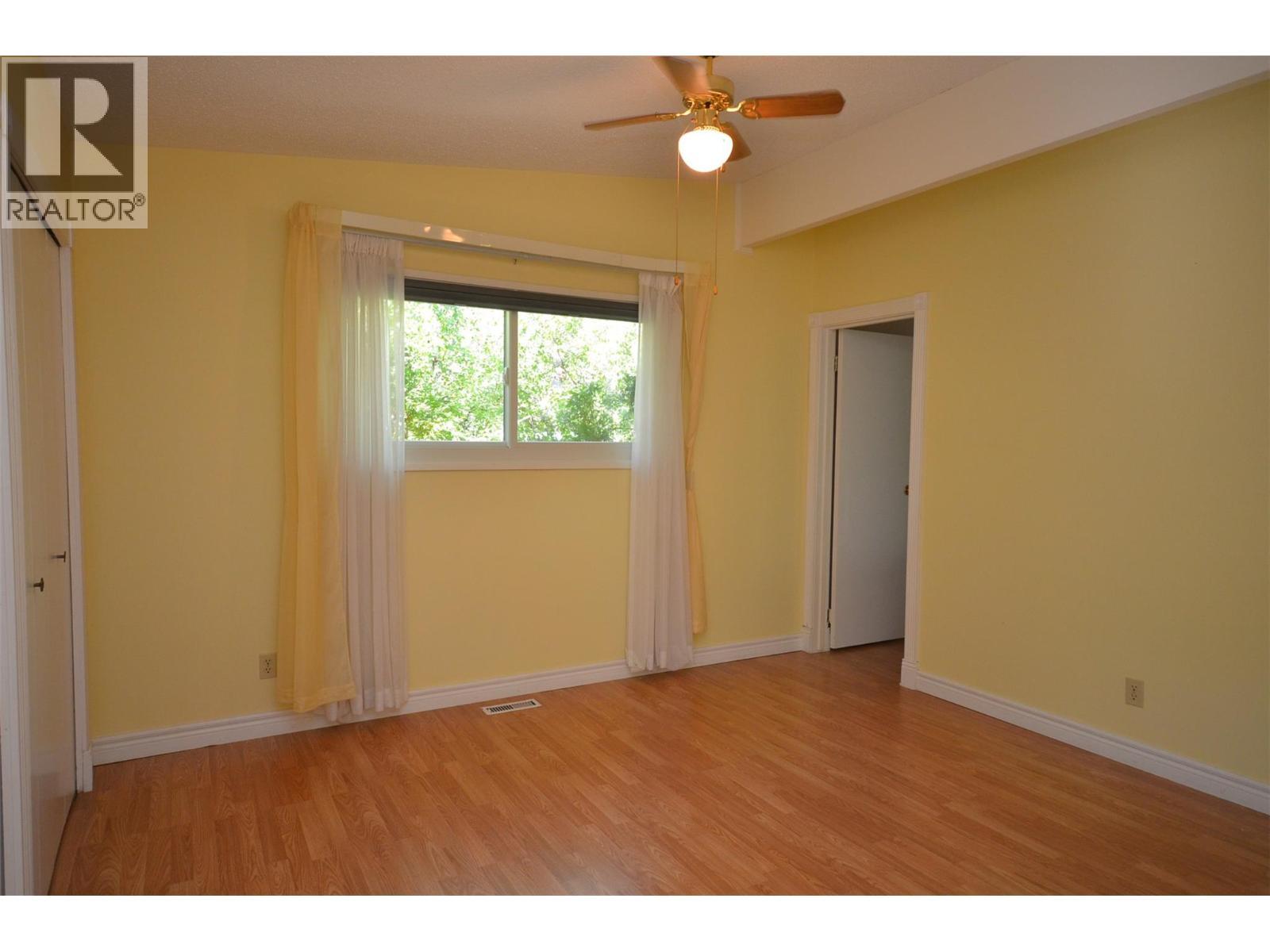 Primary Bedroom - 6609 Southwind Road, Vernon, BC - Indoor Photo Showing Other Room