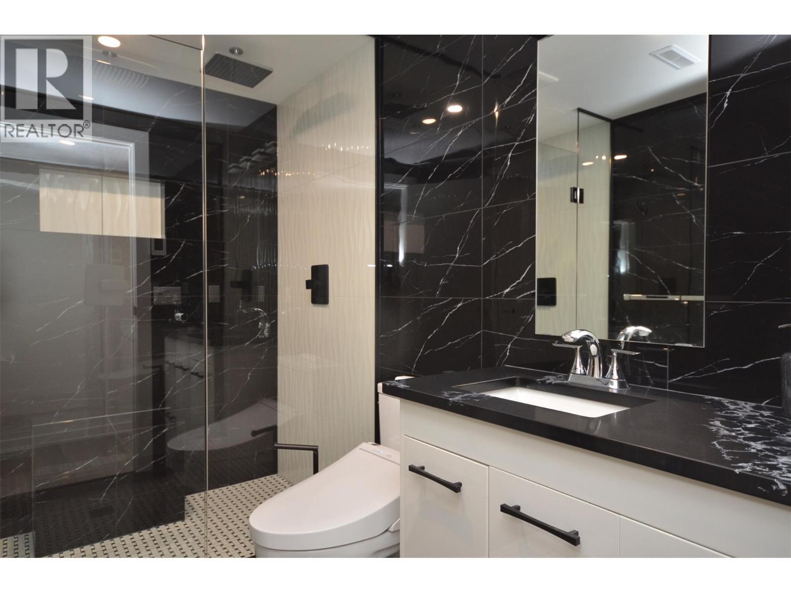 Amazing Downstairs Bath - 6609 Southwind Road, Vernon, BC - Indoor Photo Showing Bathroom