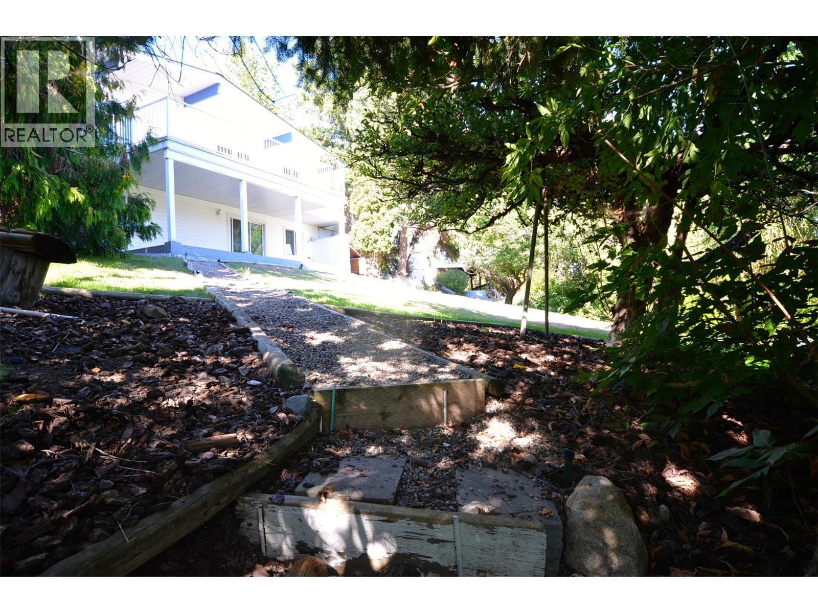 Looking back - 6609 Southwind Road, Vernon, BC - Outdoor