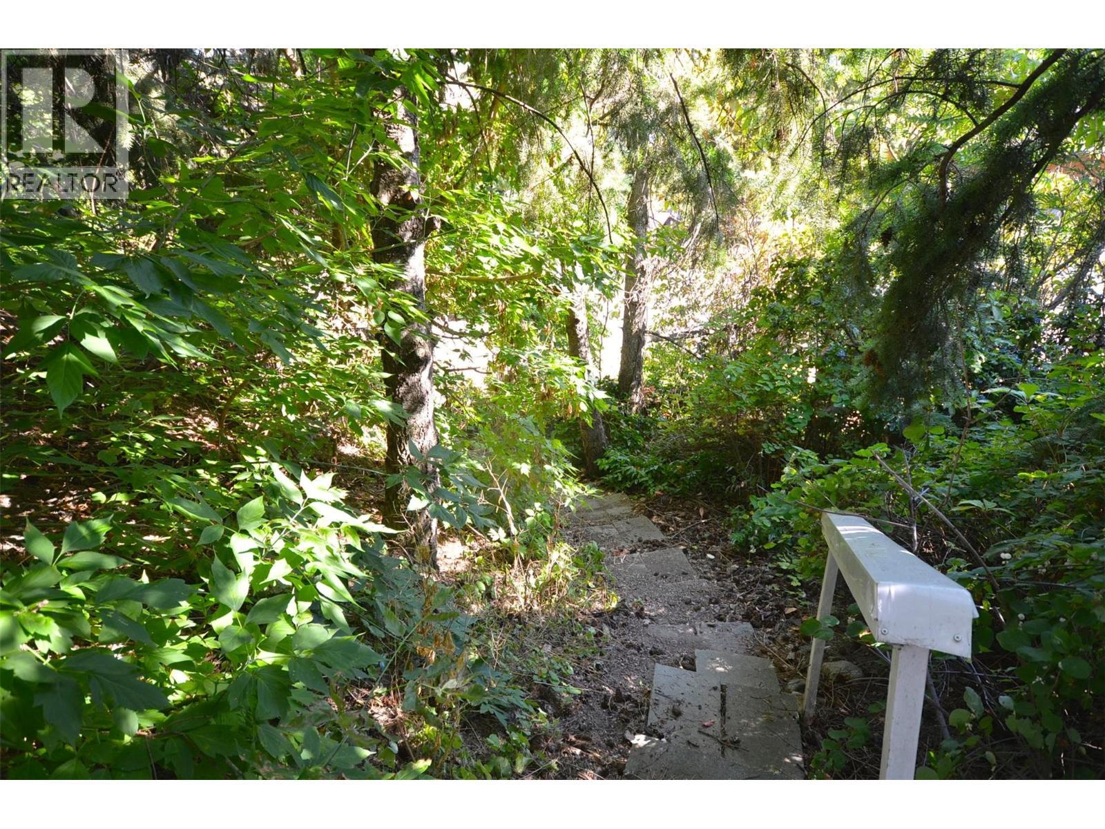 Green space, quiet space - 6609 Southwind Road, Vernon, BC - Outdoor