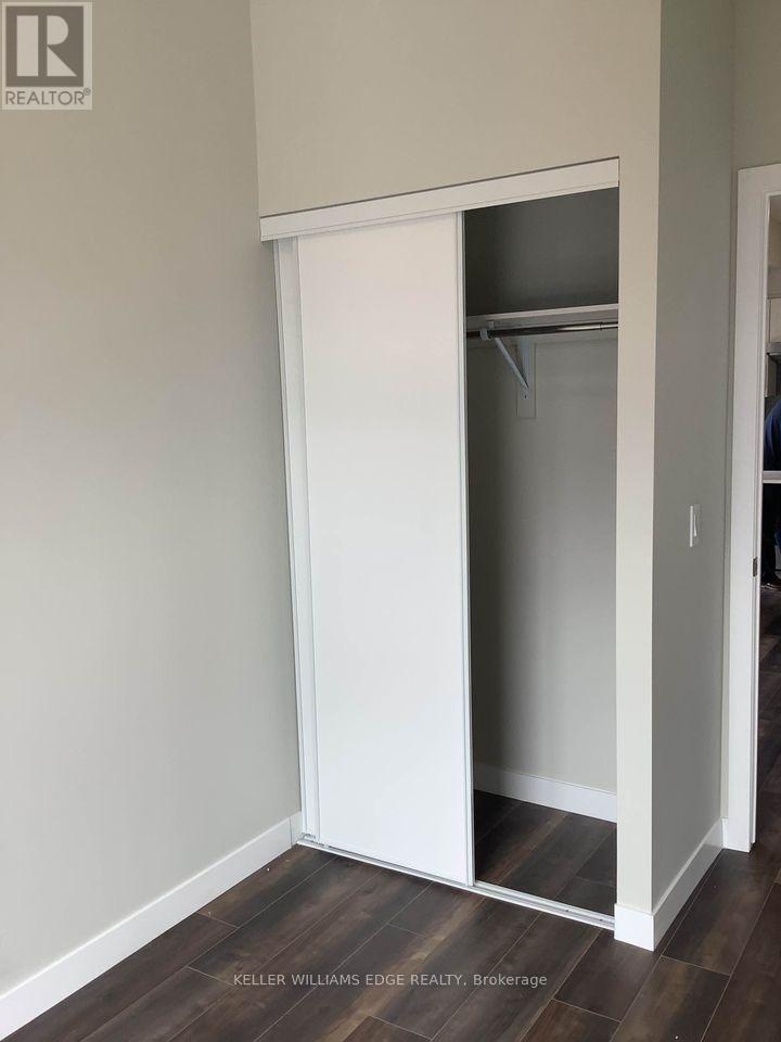 714 - 15 Queen Street S, Hamilton, ON - Indoor Photo Showing Other Room