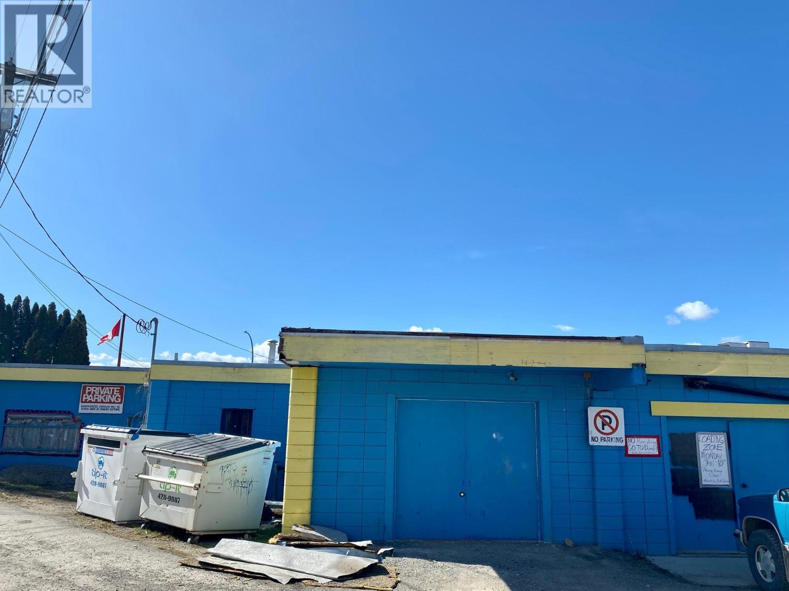 Rear Access. - 116 Northwest Boulevard, Creston, BC