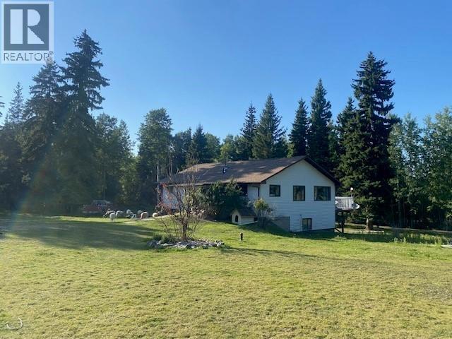 323 Oak Road, Vanderhoof, BC - Outdoor