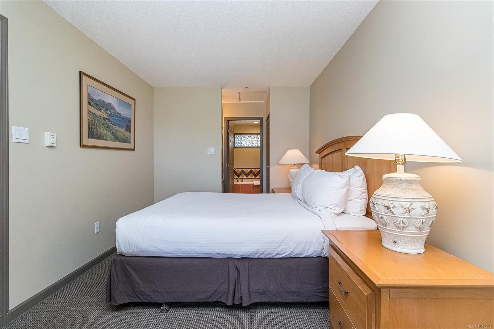 736-1600 Stroulger Rd, Nanoose Bay, BC - Indoor Photo Showing Bedroom