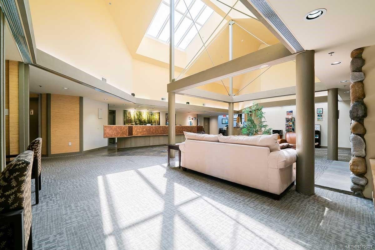 736-1600 Stroulger Rd, Nanoose Bay, BC - Indoor