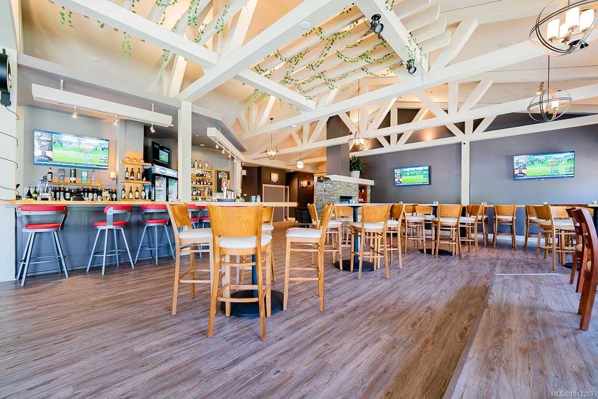 736-1600 Stroulger Rd, Nanoose Bay, BC - Indoor