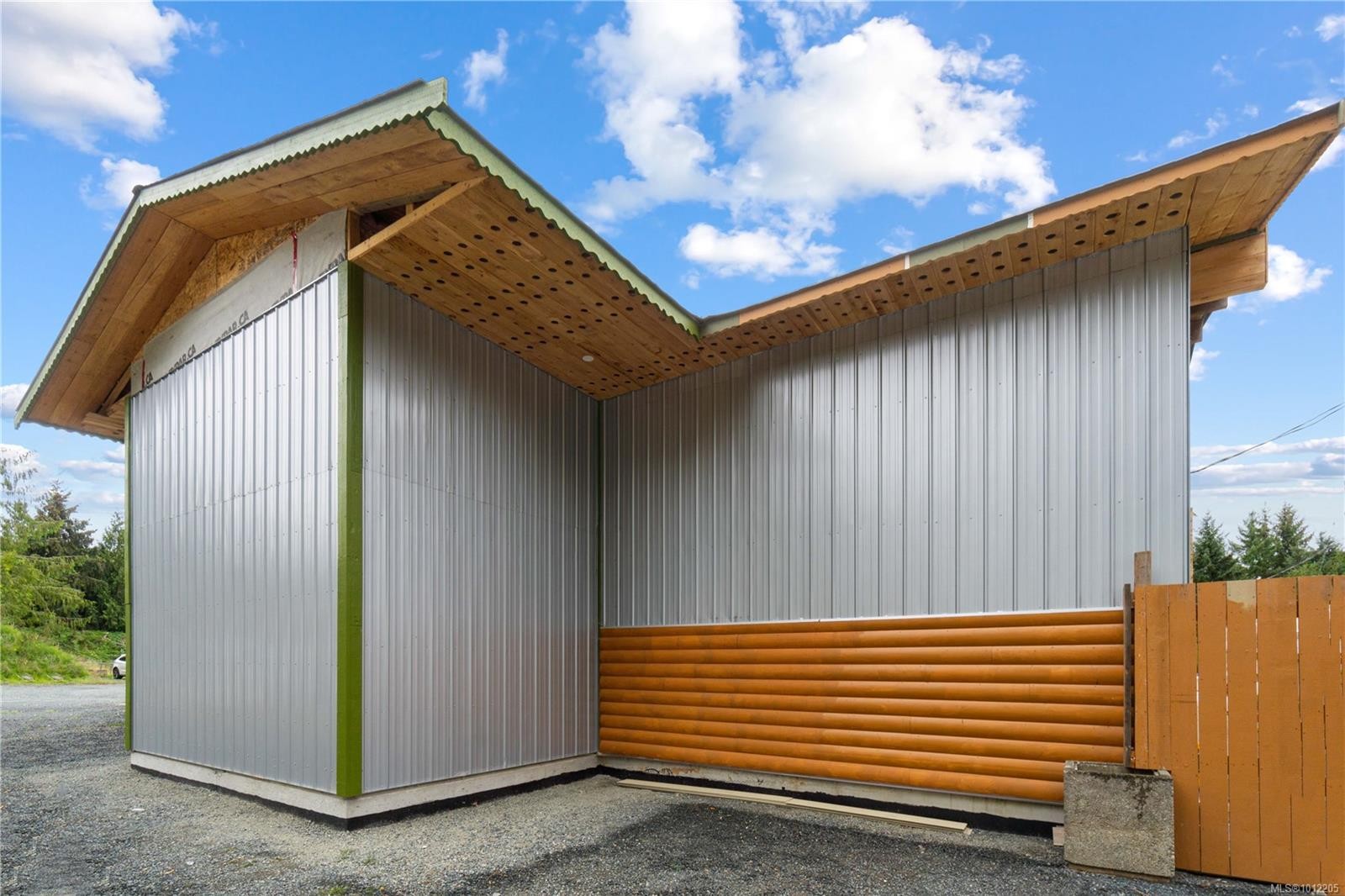 1747 Nahmint Rd, Qualicum Beach, BC