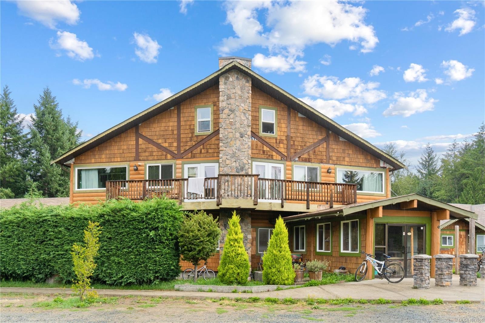 1747 Nahmint Rd, Qualicum Beach, BC