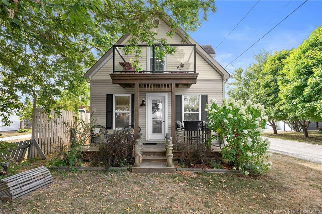 16 Railway Ave, Shediac, NB