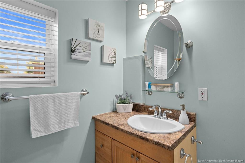 16 Railway Ave, Shediac, NB