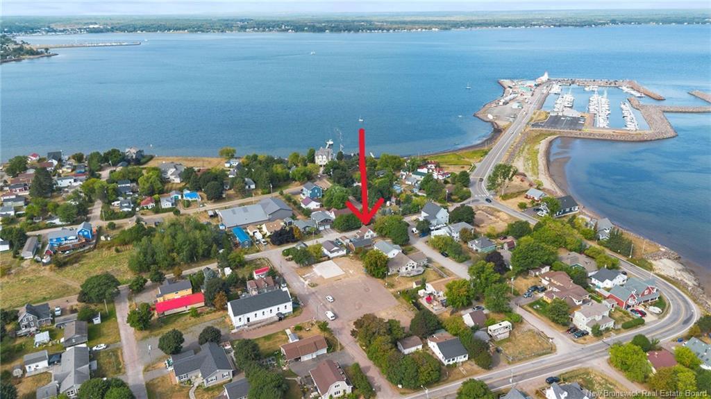 16 Railway Ave, Shediac, NB