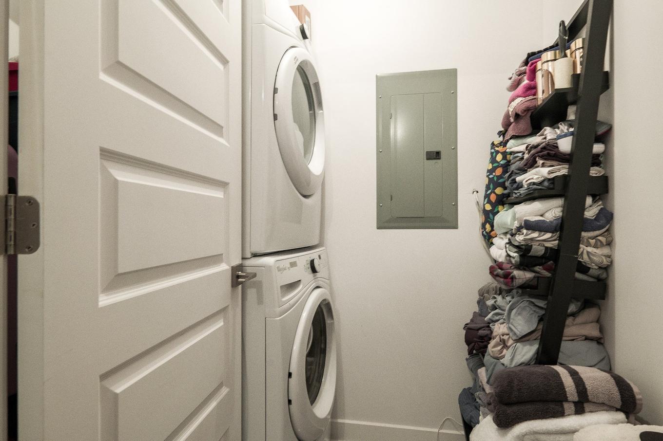 Laundry room - 5780B Av. Parkhaven, Côte-Saint-Luc, QC - Indoor Photo Showing Laundry Room