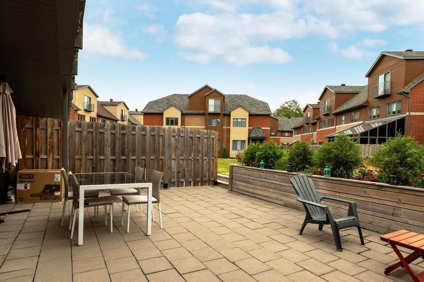 Patio - 5780B Av. Parkhaven, Côte-Saint-Luc, QC - Outdoor With Exterior