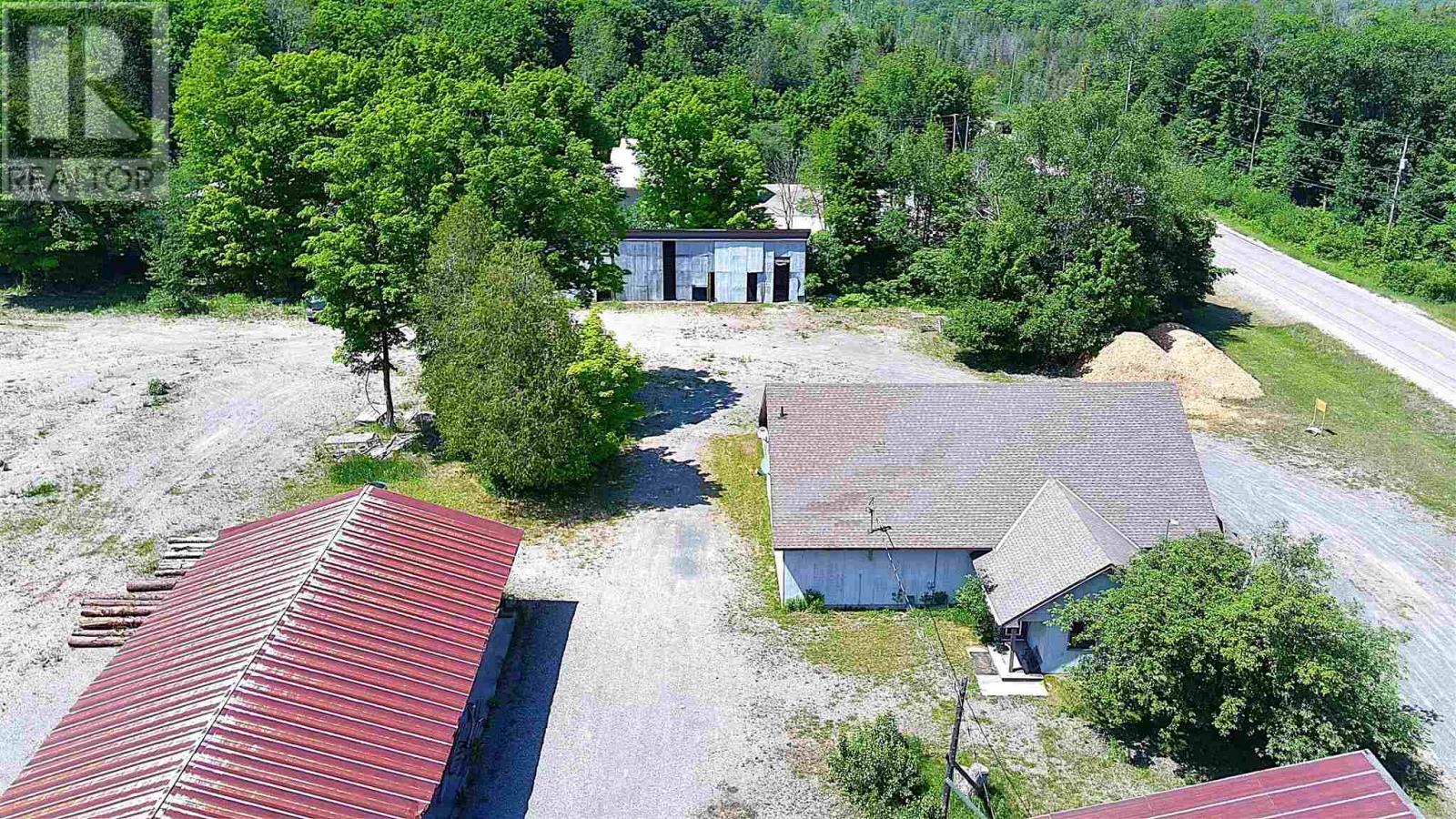 3003 Base Line, Hilton Beach, ON