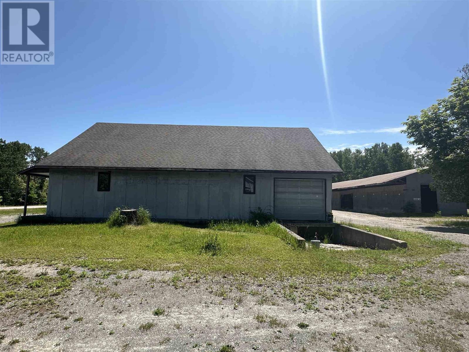 3003 Base Line, Hilton Beach, ON