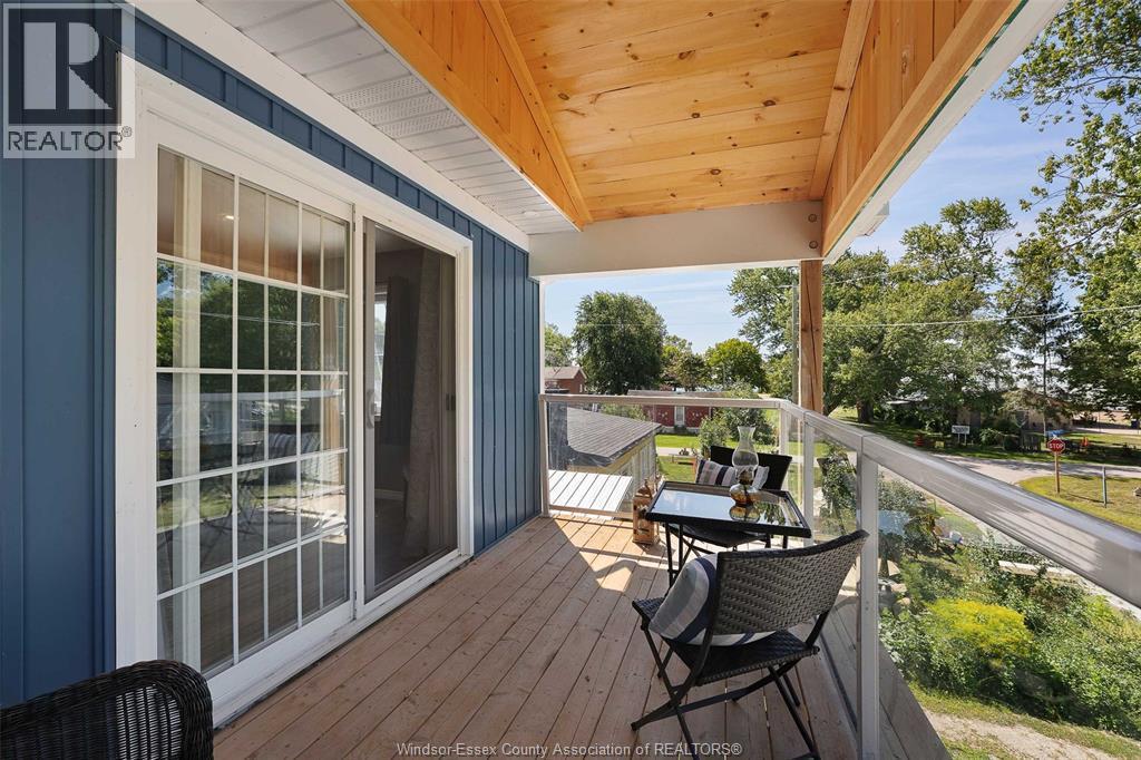 112 Washington, Harrow, ON - Outdoor With Deck Patio Veranda With Exterior