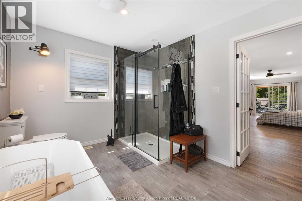 112 Washington, Harrow, ON - Indoor