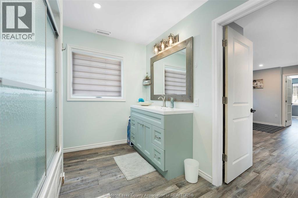 112 Washington, Harrow, ON - Indoor Photo Showing Other Room