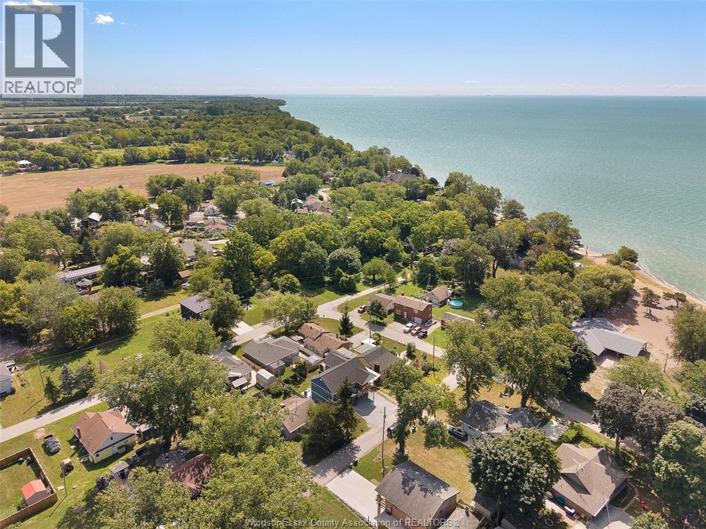 112 Washington, Harrow, ON - Outdoor With Body Of Water With View