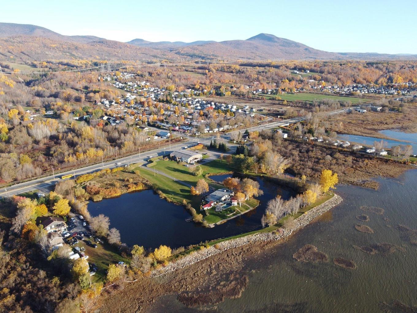 Terre/Terrain - Boul. Ste-Anne, Château-Richer, QC