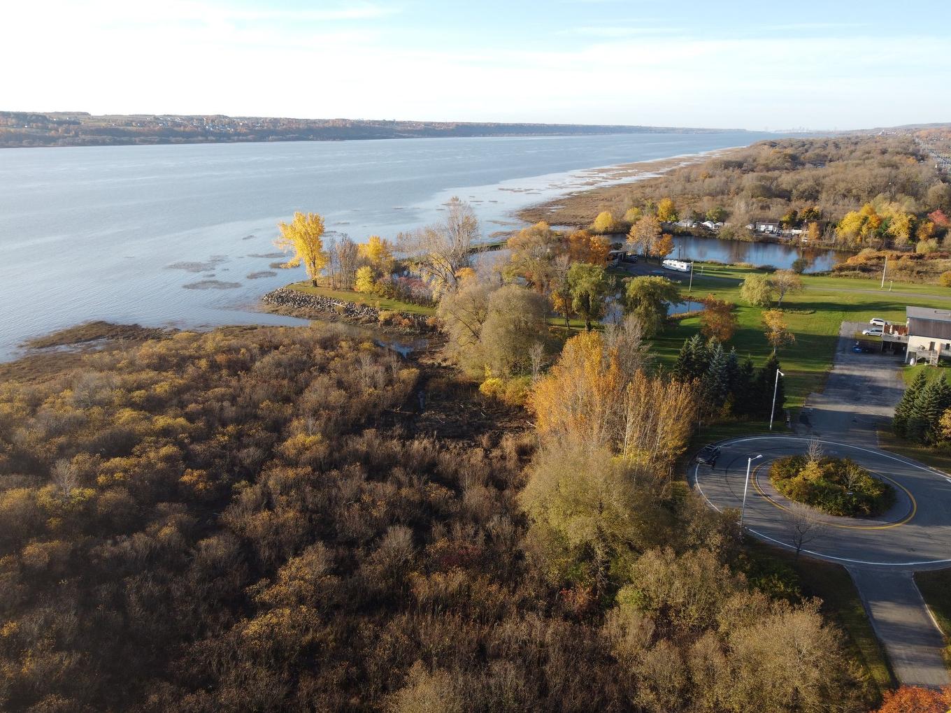Terre/Terrain - Boul. Ste-Anne, Château-Richer, QC