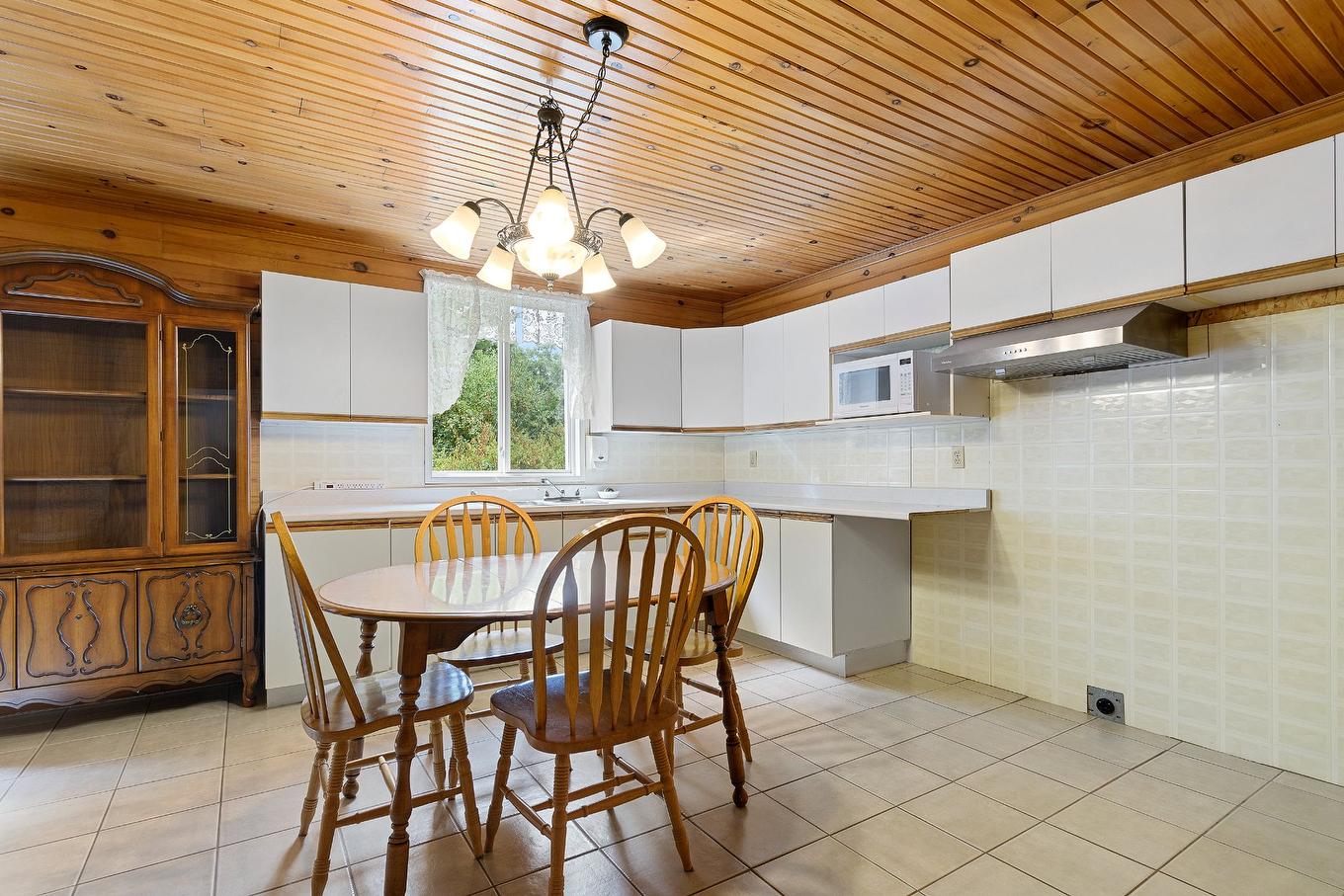 Cuisine - 5 - C Rue Frank, Clarendon, QC - Indoor Photo Showing Dining Room