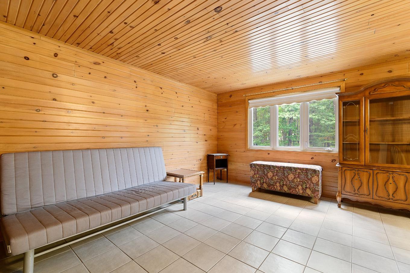 Salle familiale - 5 - C Rue Frank, Clarendon, QC - Indoor Photo Showing Other Room