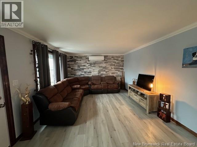 372 Principale Street, Eel River Crossing, NB - Indoor Photo Showing Living Room