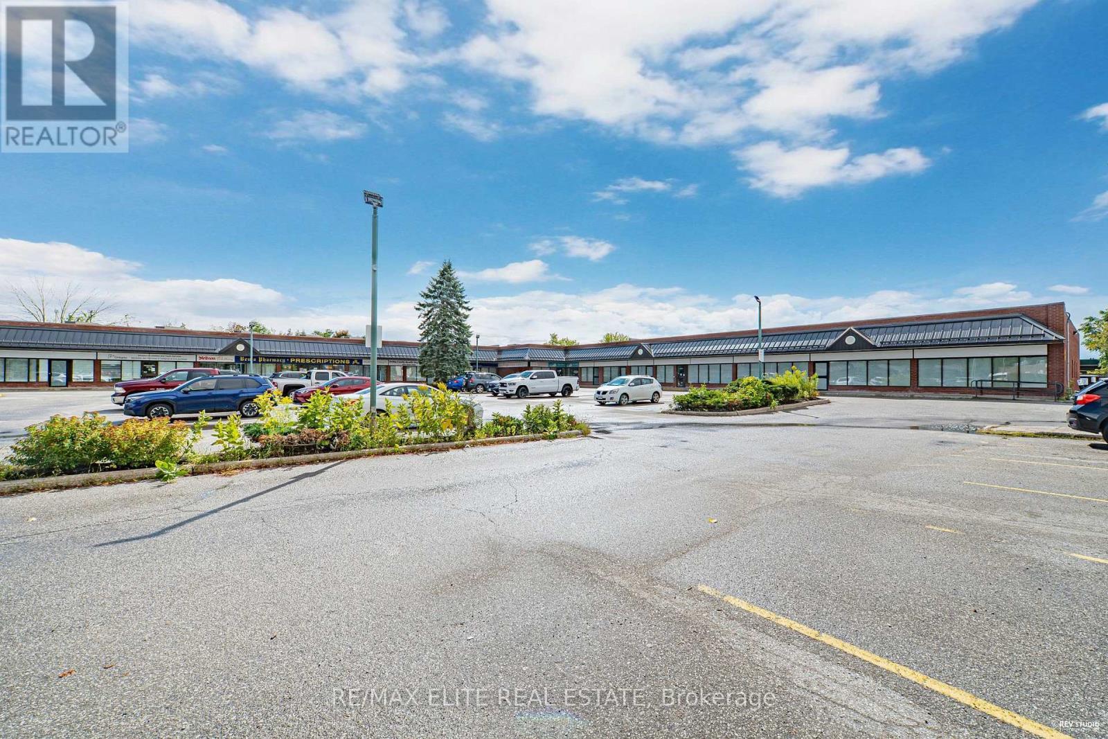 208 & 210 Memorial Avenue, Orillia, ON