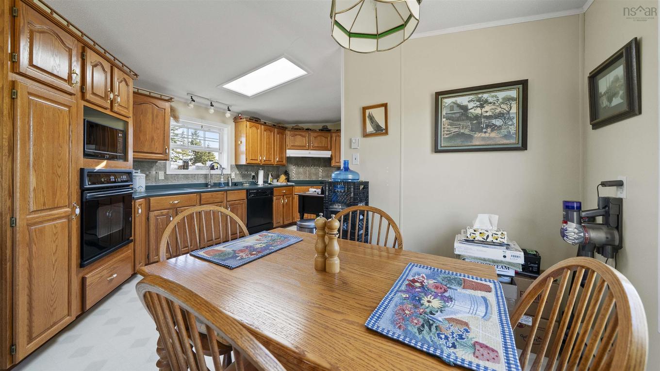 402 Johnson Road, Coldstream, NS