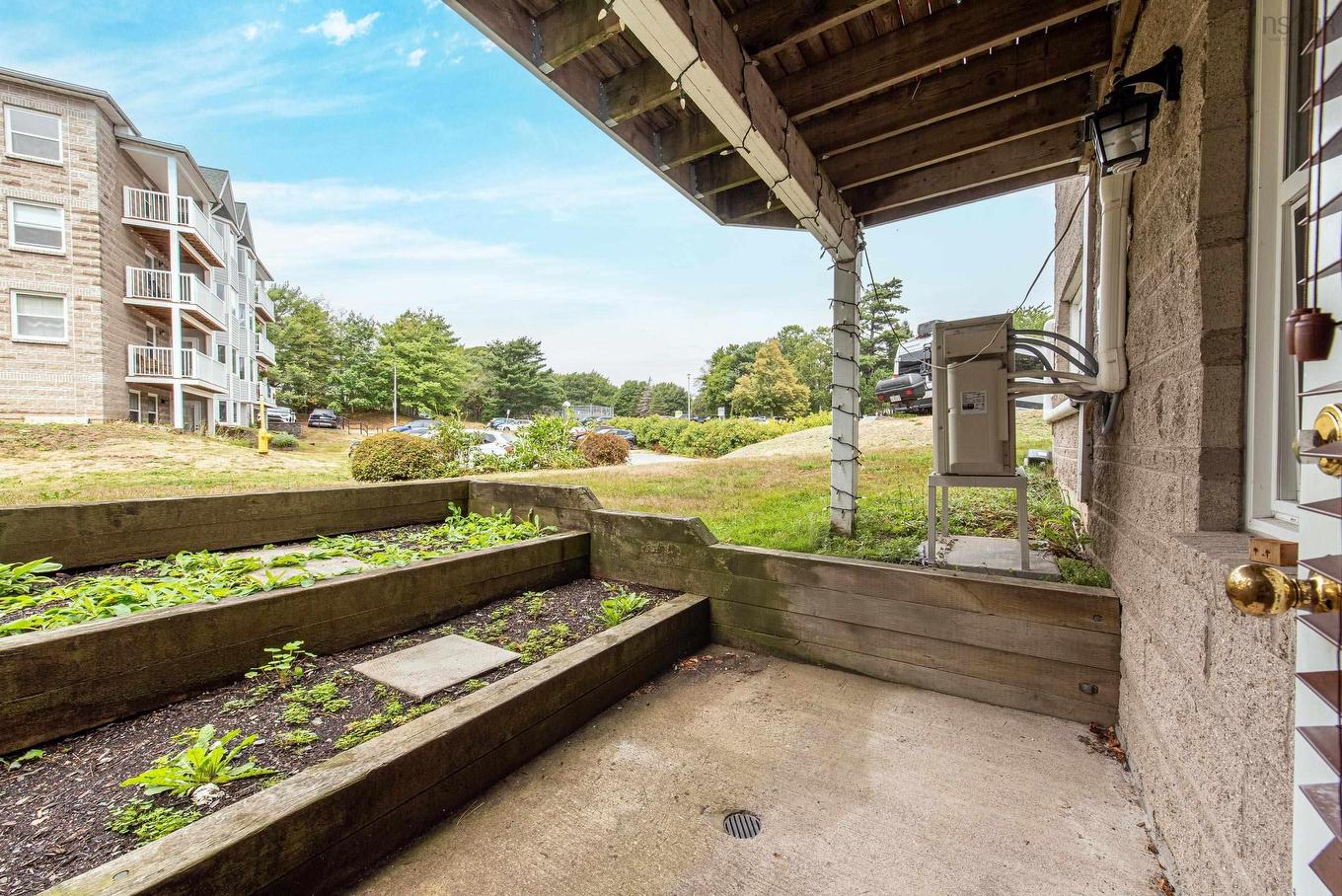 109 87 Kearney Lake Road, Halifax, NS