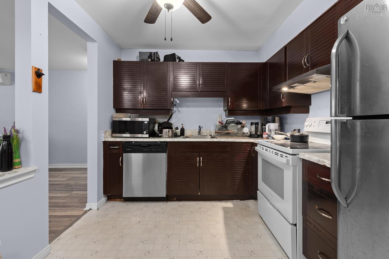 109 87 Kearney Lake Road, Halifax, NS