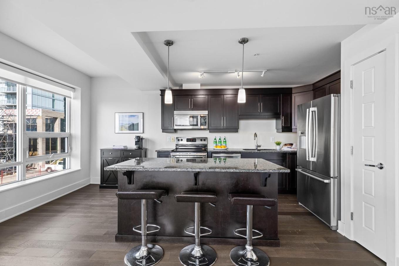 205 31 Kings Wharf Place, Dartmouth, NS