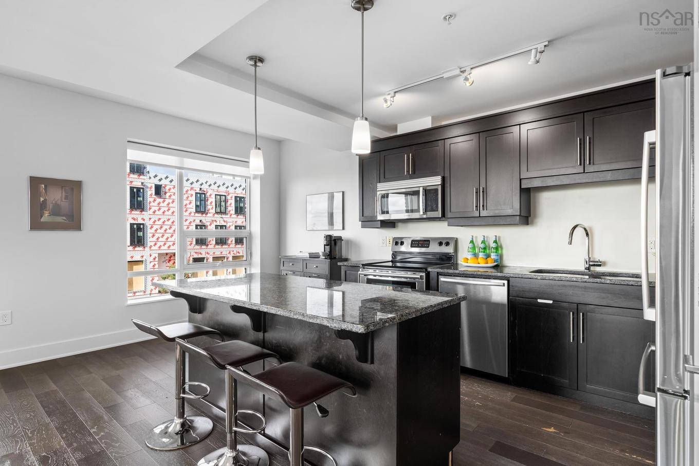 205 31 Kings Wharf Place, Dartmouth, NS