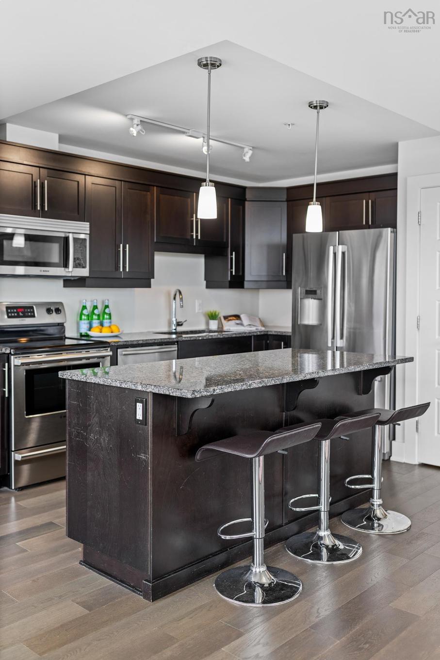 205 31 Kings Wharf Place, Dartmouth, NS