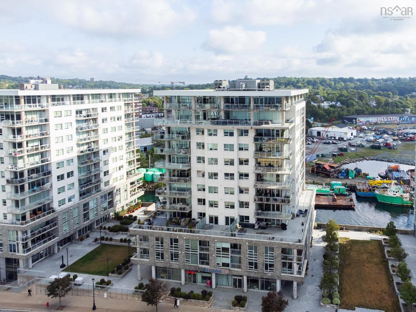 205 31 Kings Wharf Place, Dartmouth, NS