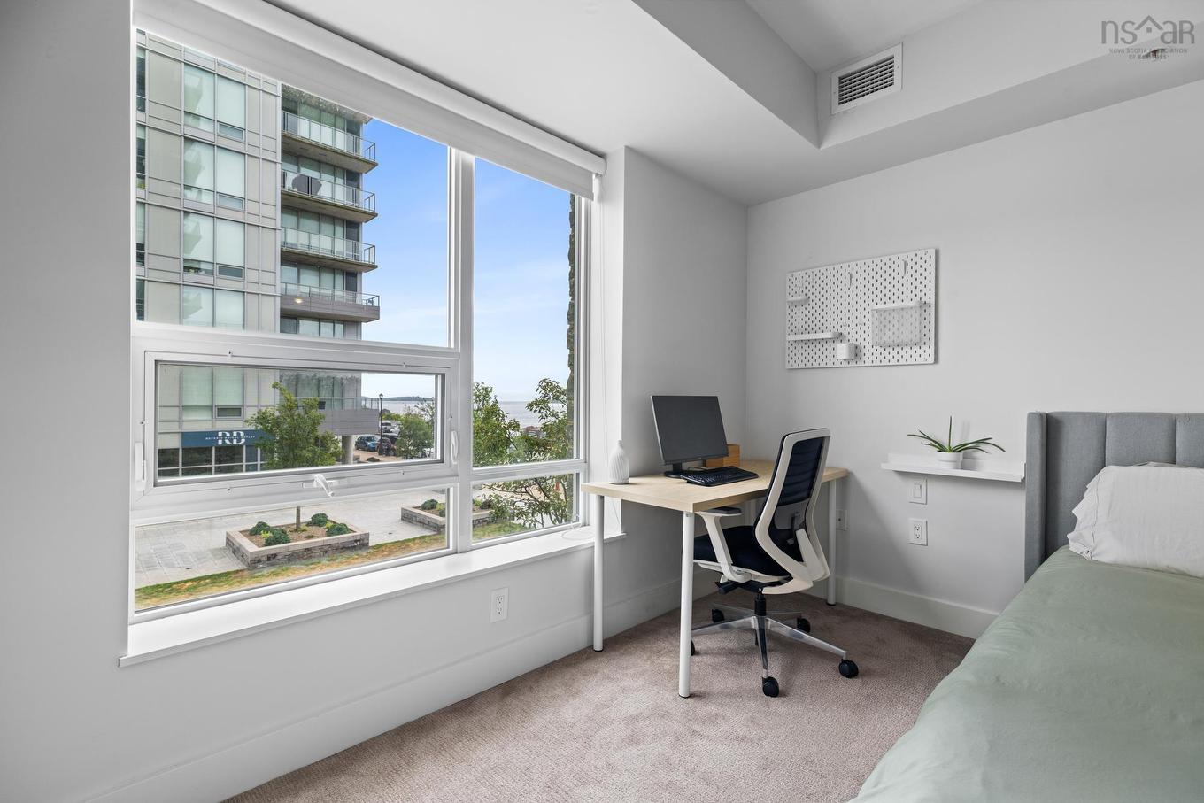 205 31 Kings Wharf Place, Dartmouth, NS