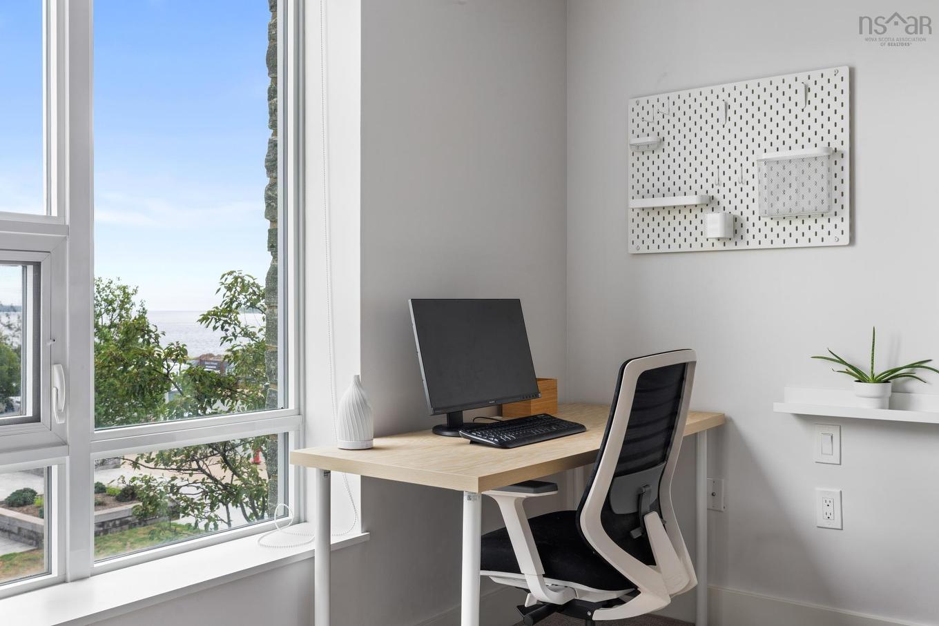 205 31 Kings Wharf Place, Dartmouth, NS