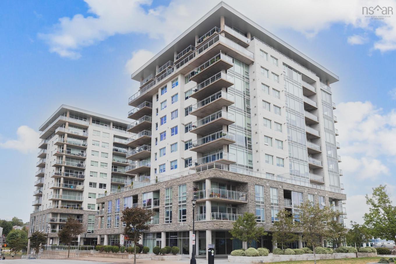 205 31 Kings Wharf Place, Dartmouth, NS