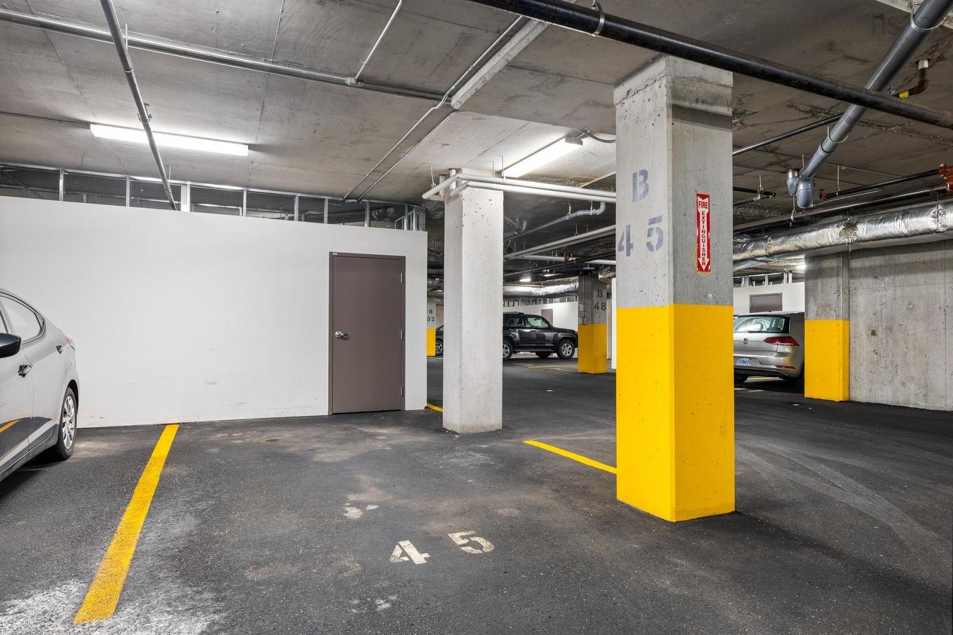 205 31 Kings Wharf Place, Dartmouth, NS